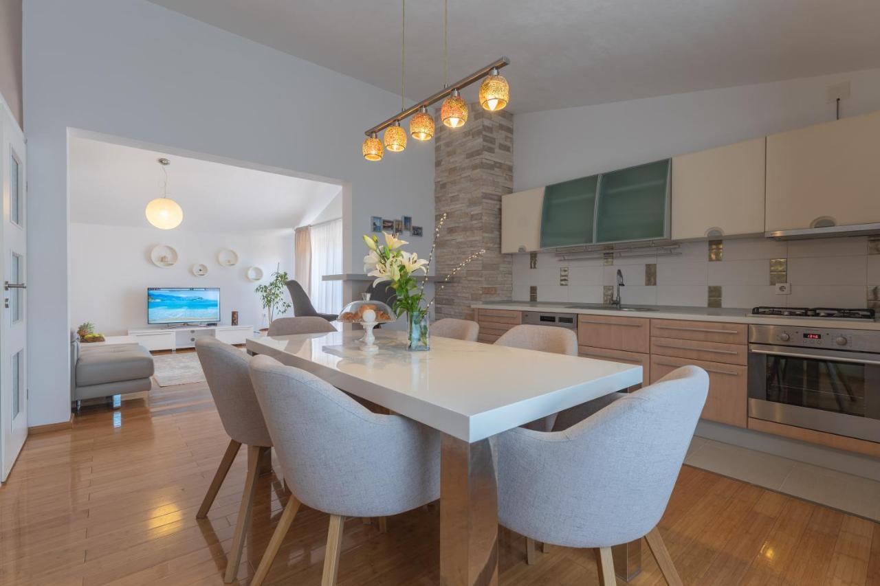 Apartments Idassa Задар Екстер'єр фото