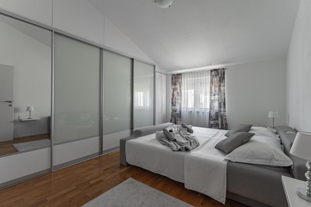 Apartments Idassa Задар Екстер'єр фото