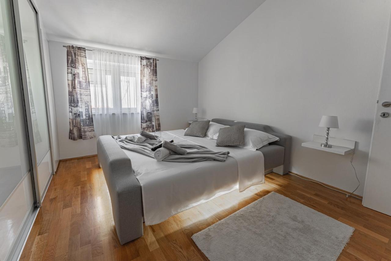 Apartments Idassa Задар Екстер'єр фото